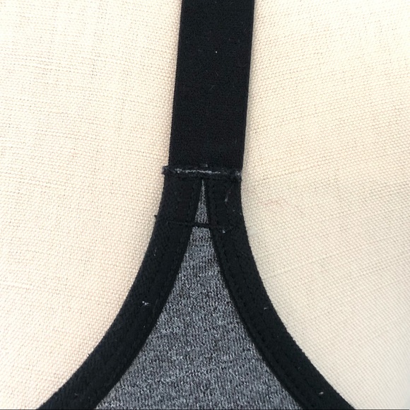 🌟 HOST PICK 🌟 Champion DuoDry+ Sports Bra - Picture 4 of 10